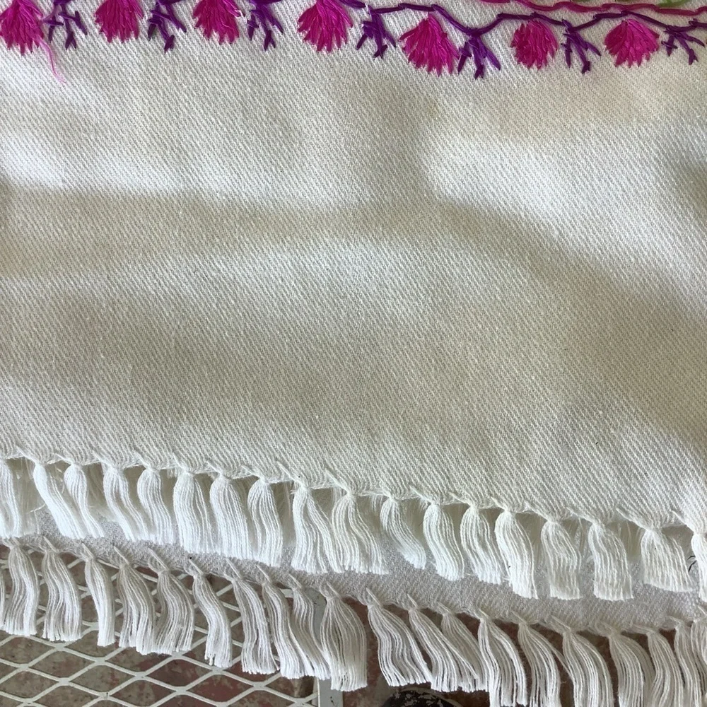 White Pink Green Violet Purple Embroidered Fringe Cotton Tablecloth Table Linen